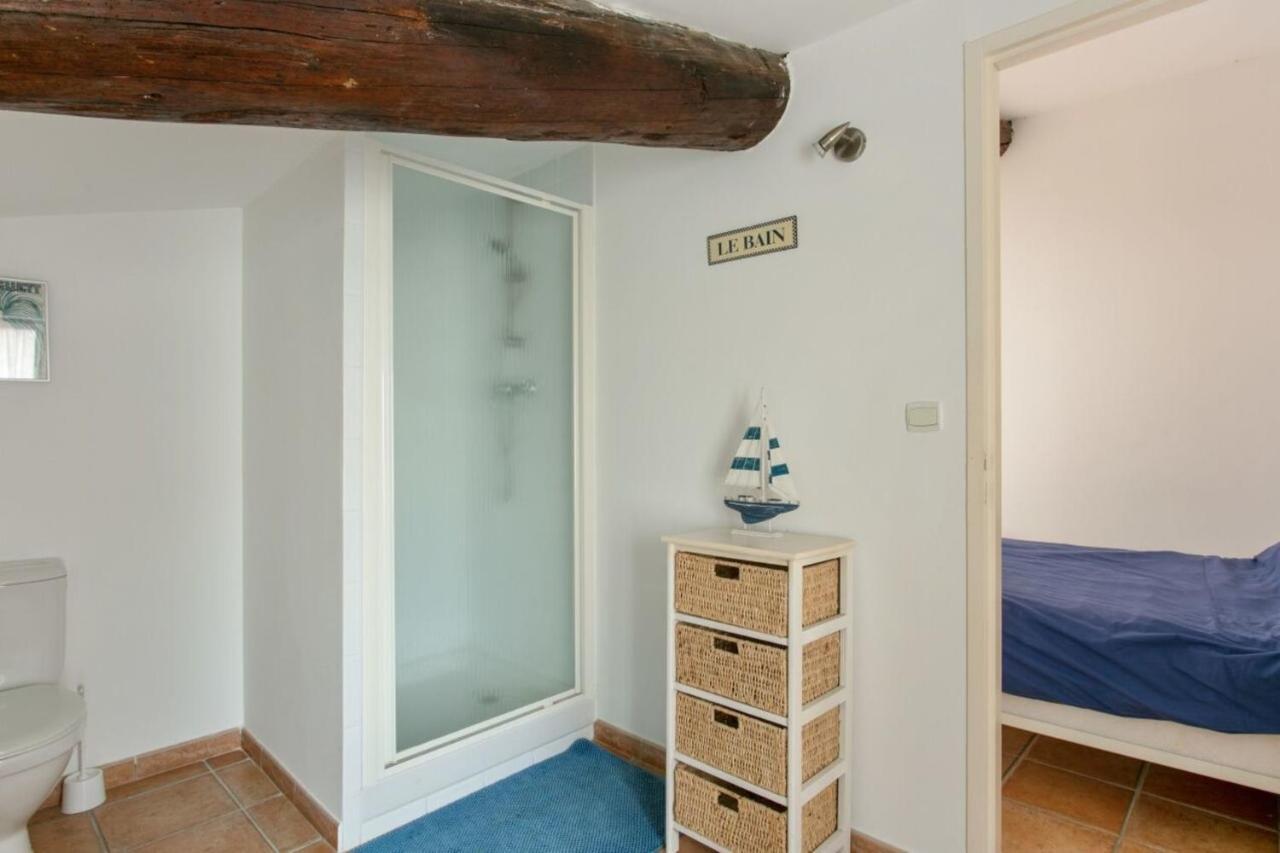 Вилла Charming And Quaint 2-Bed House In Marseillan Экстерьер фото