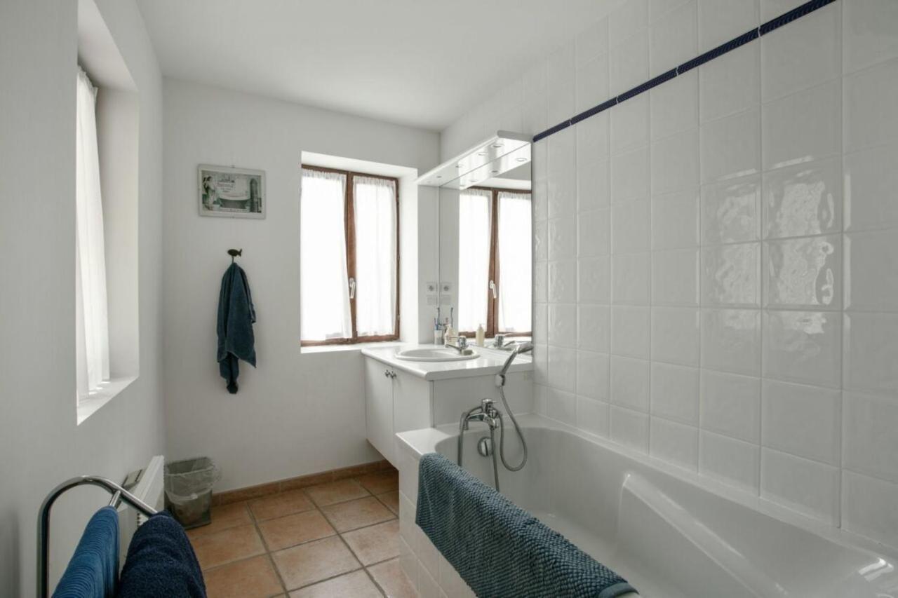 Вилла Charming And Quaint 2-Bed House In Marseillan Экстерьер фото